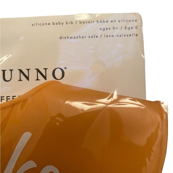 NWT Bella Tunno Wonder Baby Bib Set - Picture 9 of 9